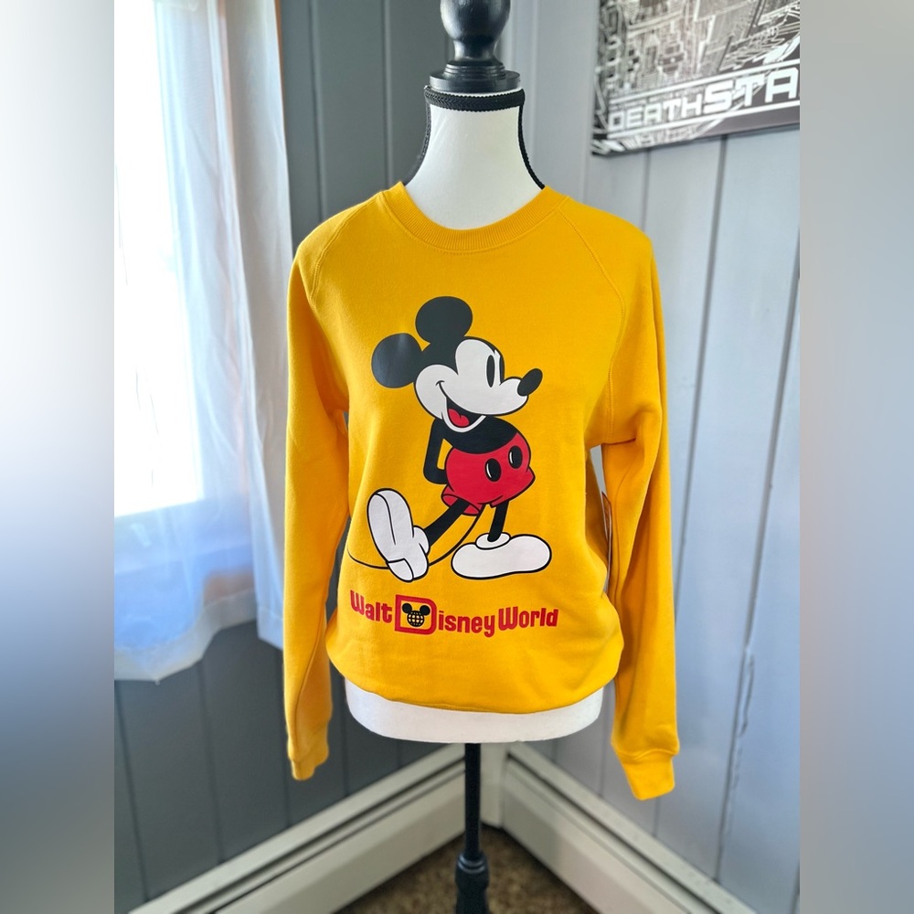 Disney World Mickey Mouse Crewneck - Picture 1 of 3